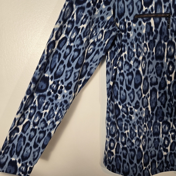 Belle Kim Gravel Blue Stretch Long Sleeve Animal Print Top Size Medium - Picture 7 of 11